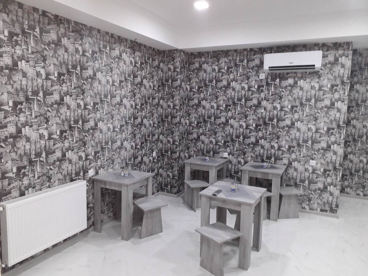 Проживание в семье Guest House L&A Тбилиси-17