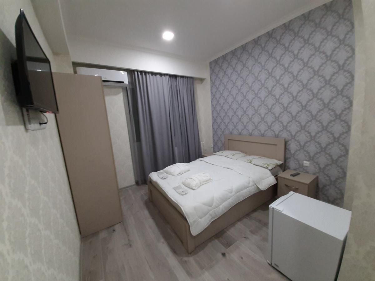 Проживание в семье Guest House L&A Тбилиси-6